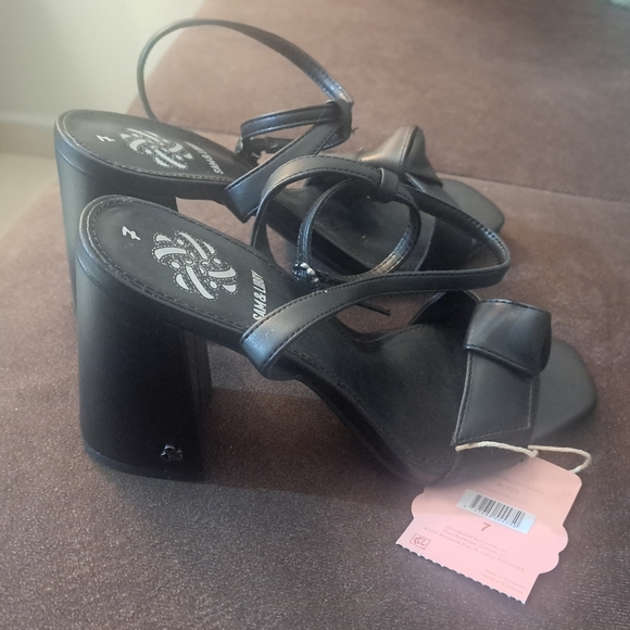 Sam & Libby Jordan Women’s Block Heeled Sandals Size 7 - Picture 4 of 5